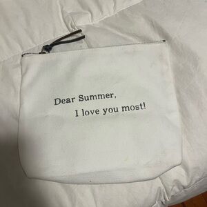 White zipper cosmetic mini bag